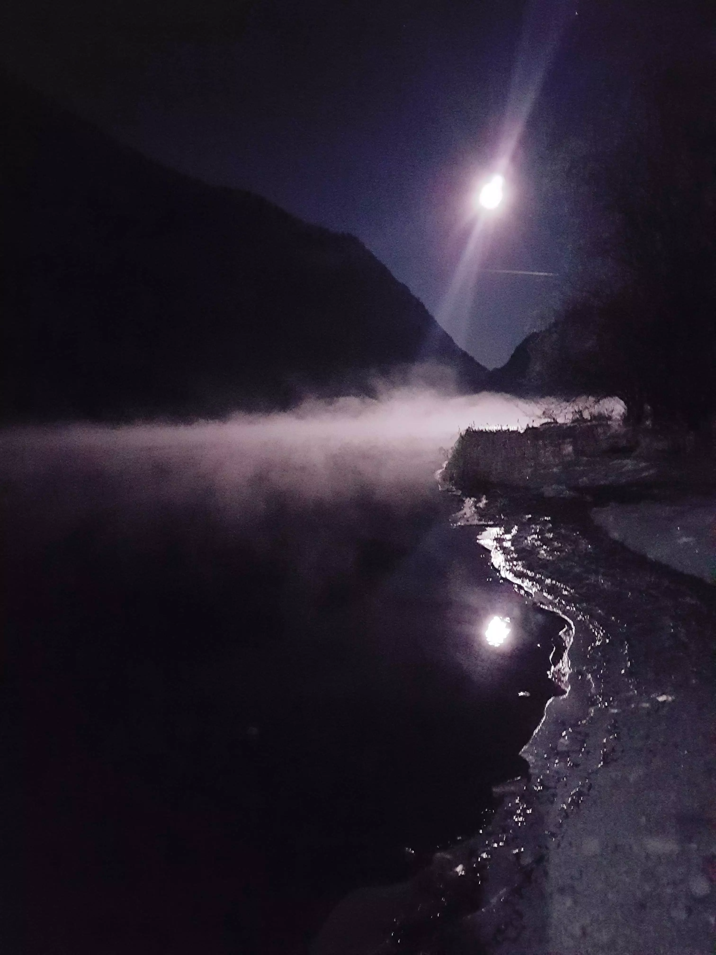 Heiterwanger See bei Nacht im Winter