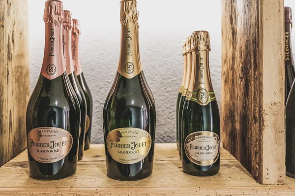 Auswahl an Sekt oder Champagner